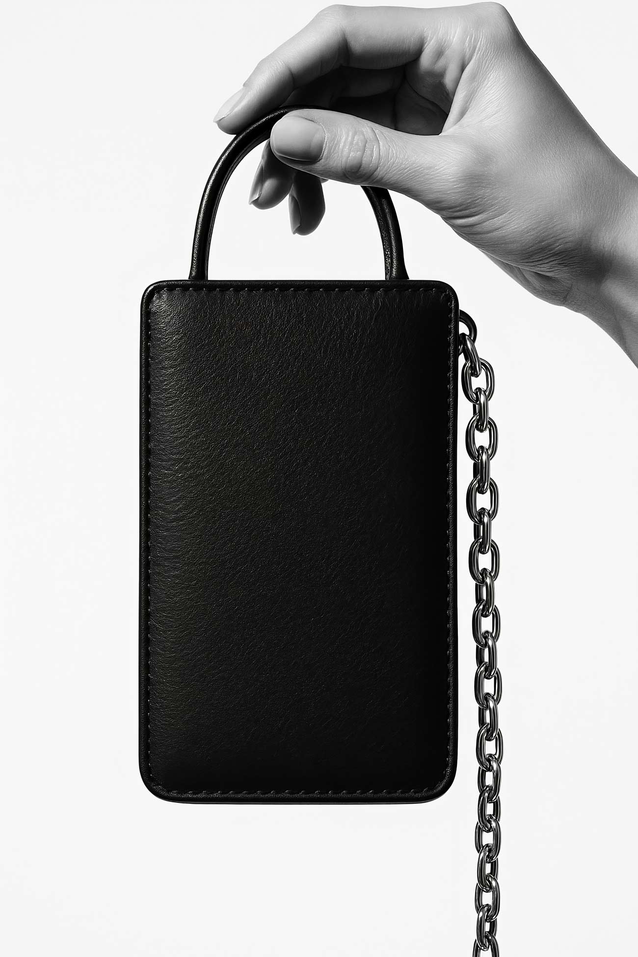 Leather shoulder bag with silver chain strap and zipper